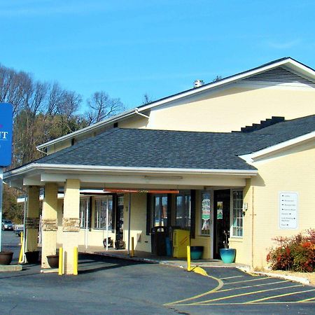 Hotel Baymont By Wyndham Front Royal Near Shenandoah National Park Exterior foto