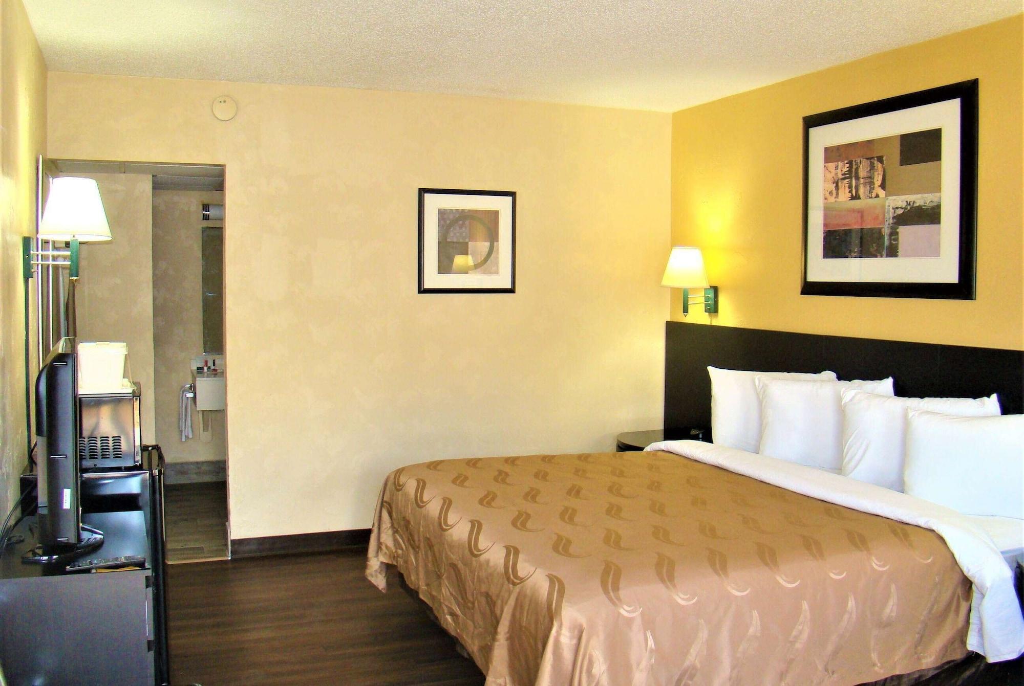 Hotel Baymont By Wyndham Front Royal Near Shenandoah National Park Exterior foto