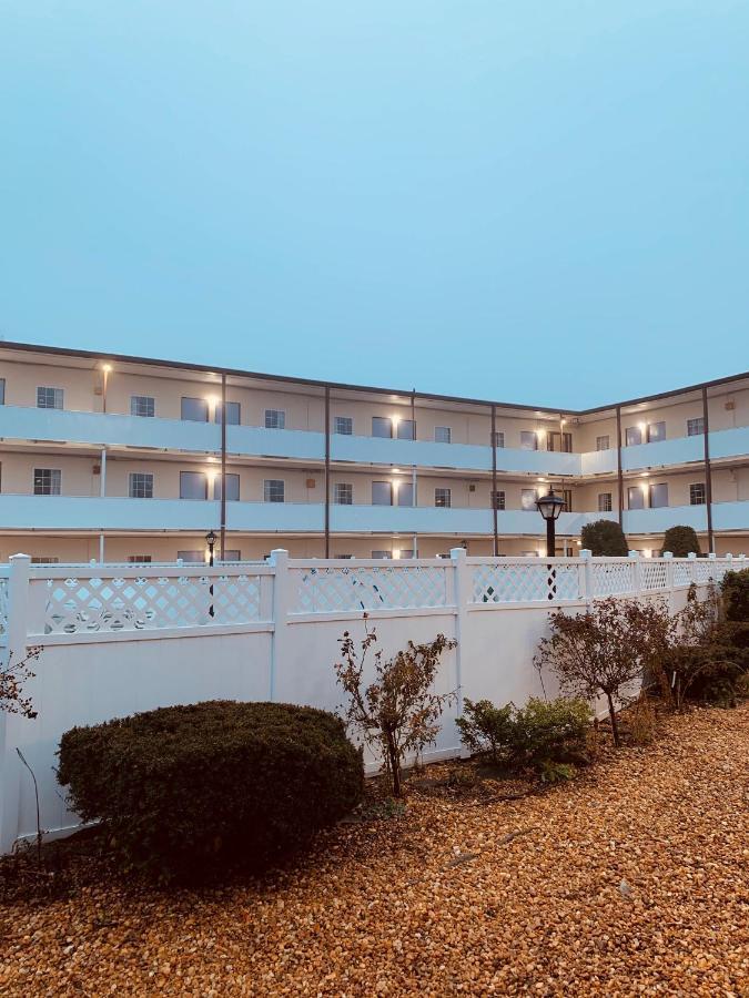 Hotel Baymont By Wyndham Front Royal Near Shenandoah National Park Exterior foto